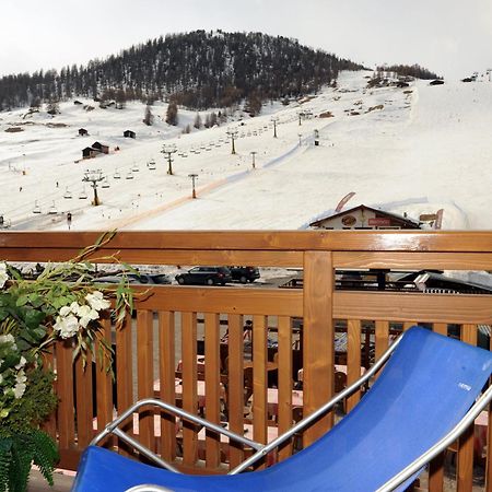 Hotel Helvetia Ливиньо Экстерьер фото
