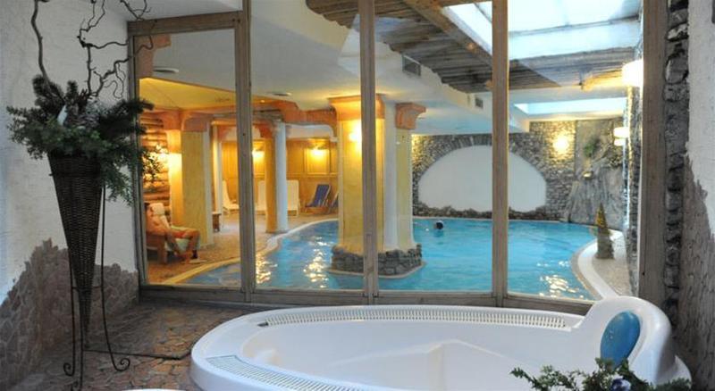 Hotel Helvetia Ливиньо Экстерьер фото