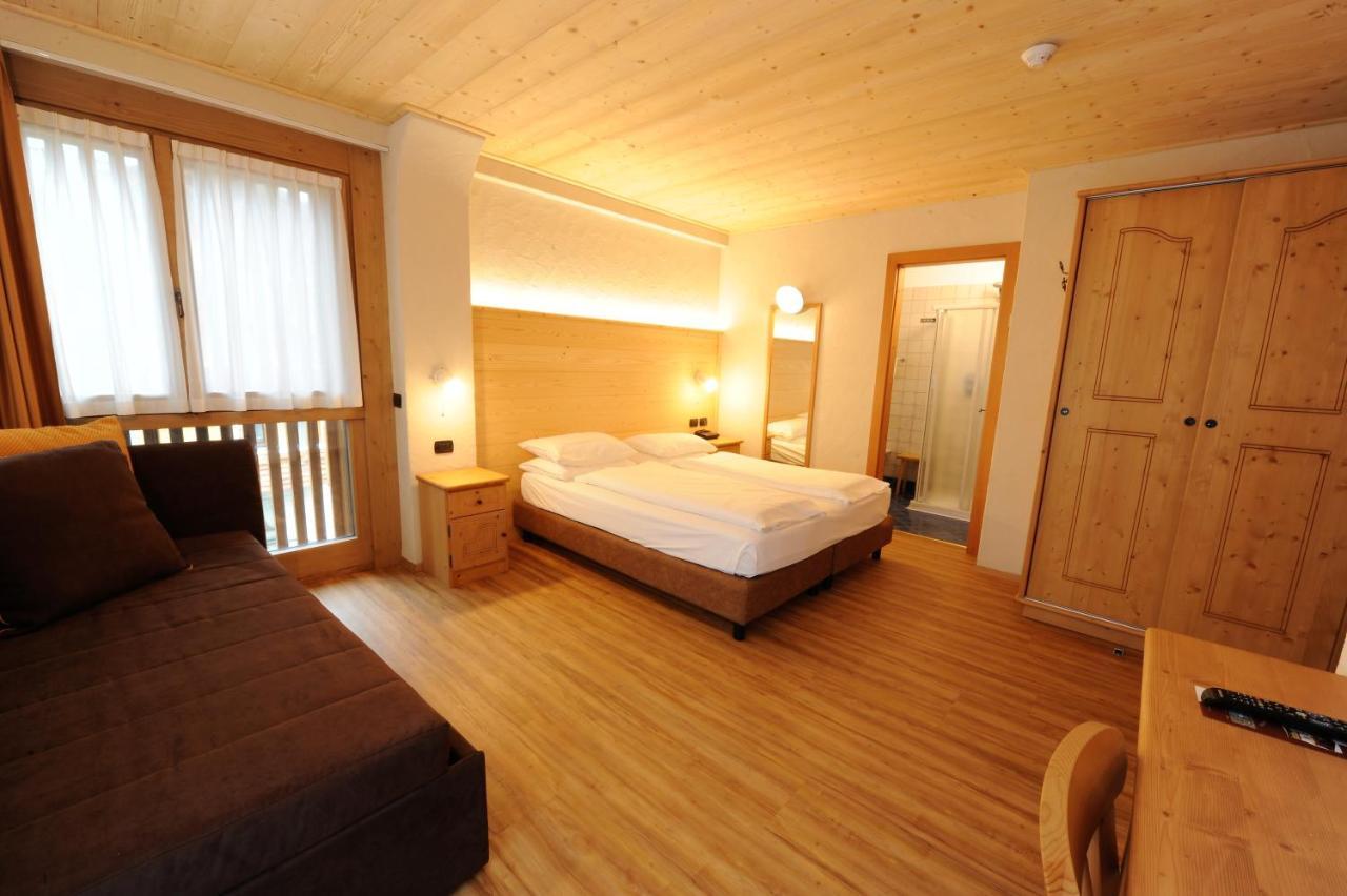 Hotel Helvetia Ливиньо Экстерьер фото
