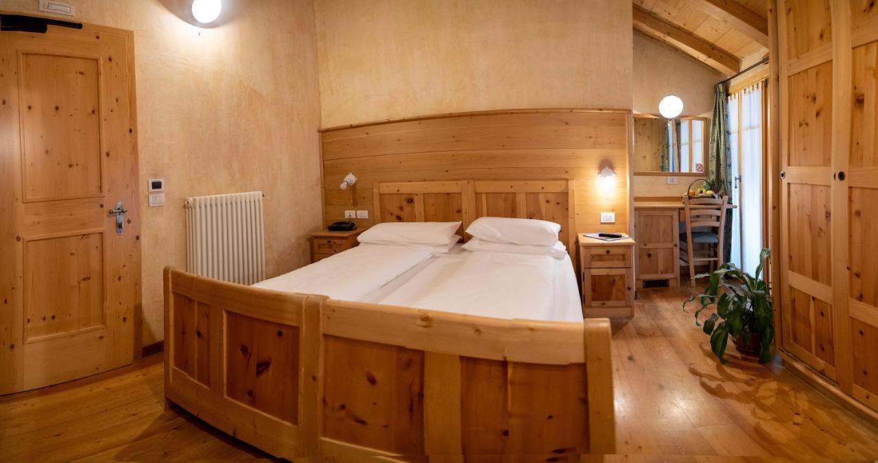 Hotel Helvetia Ливиньо Экстерьер фото
